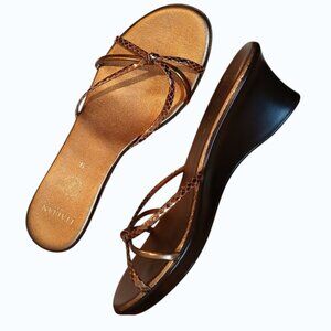 ITALIAN SHOEMAKERS Gold Straps & Insole Heeled Sandals - EUC